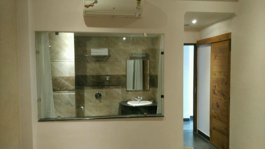 The Urmi Hotel Haridwār Buitenkant foto